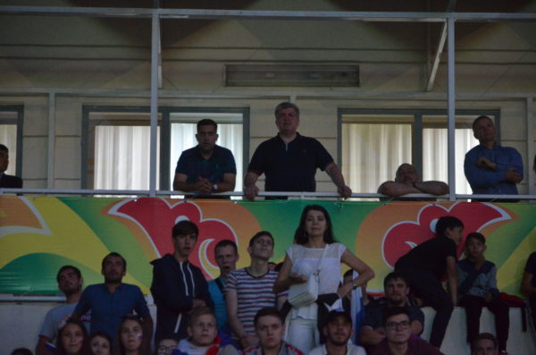 Чаллыда Россия футбол командасы уенын карарга 40 меңләп кеше җыелды