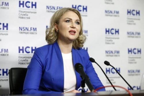 MOSCOW, RUSSIA - NOVEMBER 15, 2017: Irina Volynets, chairwoman of Russia's National Parents' Committee, who has announced her candidacy in the coming 2018 Russian presidential election, gives a press conference at the NSN Press Centre. Alexander Shcherbak/TASS Ðîññèÿ. Ìîñêâà. 15 íîÿáðÿ 2017. Ïðåäñåäàòåëü Íàöèîíàëüíîãî ðîäèòåëüñêîãî êîìèòåòà Èðèíà Âîëûíåö âî âðåìÿ ïðåññ-êîíôåðåíöèè, ïîñâÿùåííîé åå âûäâèæåíèþ íà ïðåçèäåíòñêèõ âûáîðàõ 2018 ãîäà. Àëåêñàíäð Ùåðáàê/ÒÀÑÑ